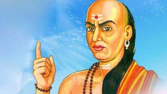 Acharya Chanakya-कठीण काळात लक्षात ठेवा चाणक्य नीतीतील ५ गोष्टी