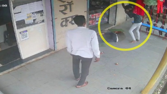 दौंडमध्ये दुकानात घुसून हत्या