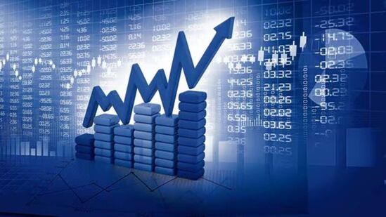Dividend Stocks : नफ्यात वाढ होताच कंपनीची मोठी घोषणा, एका शेअरवर देणार ३०० रुपये लाभांश, तुम्हाला किती मिळणार?