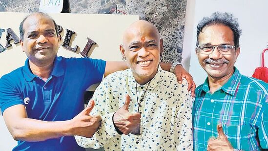 Vinod Kambli : विनोद कांबळीचा 'तो' व्हायरल व्हिडीओ जूना! माजी क्रिकेटपटूंनी भेट घेऊन तब्यतेविषयी दिली माहिती