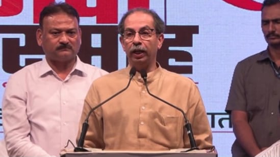 ‘लाडकी बहीण’वरून ठाकरेंचा महायुतीवर घणाघात