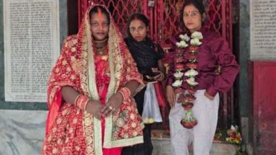 मामी भाचीने केला विवाह