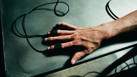 आधी तीन-चार सोपे प्रश्न विचारले जातात. मग हे प्रश्न हळूहळू कठीण होत जातात. ज्या व्यक्तीवर चाचणी केली जात आहे त्याच्या शरीरात कोणती लक्षणे दिसतात यावर चाचणीचे निकाल नोंदवले जातात. आधी तीन-चार सोपे प्रश्न विचारले जातात. मग हे प्रश्न हळूहळू कठीण होत जातात. ज्या व्यक्तीवर चाचणी केली जात आहे त्याच्या शरीरात कोणती लक्षणे दिसतात यावर चाचणीचे निकाल नोंदवले जातात.