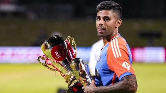 IPL 2025 : मुंबई इंडियन्समध्ये मोठी फुट पडणार? चॅम्पियन संघाकडून सूर्यकुमार यादवला कर्णधारपदाची ऑफर!