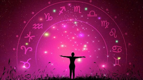 Today Horoscope 28 August 2024 : आज वज्र योग आणि वणिज करण असून, आज श्रावण दशमी आहे, योग-संयोगात कसा जाईल आजचा बुधवारचा दिवस! वाचा थोडक्यात राशीभविष्य!