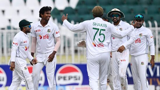 Pak vs Ban Test : बांगलादेश विजयाच्या जवळ, रावळपिंडीत पाकिस्तानी फलंदाजांचा फ्लॉप शो