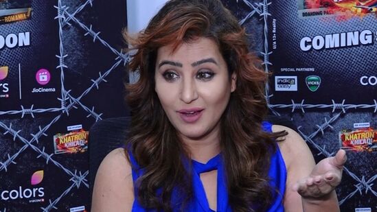 Khatron Ke Khiladi 14: खेळ मध्यात सोडूनही एलिमिनेशनमधून वाचली शिल्पा शिंदे!