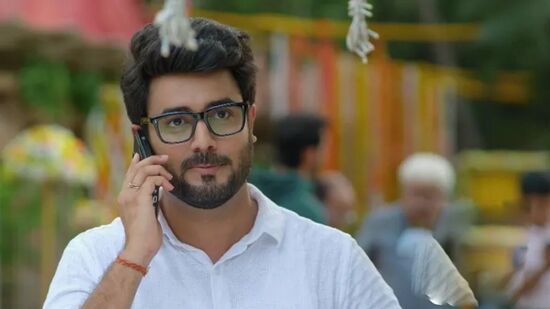 Ganesh Chaturthi: प्रसिद्ध मराठी अभिनेत्याच्या घरी विराजमान होतो लालबागचा राजा! आठवण सांगताना म्हणाला...