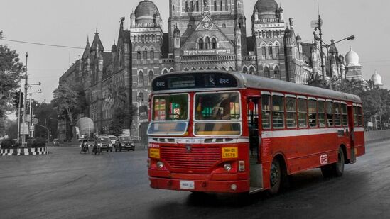 गणेशोत्सवात मुंबईत बेस्ट आणि मेट्रोच्या वाढीव फेऱ्या चालविणार