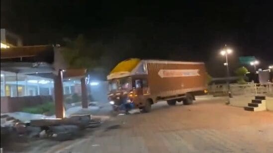 Shocking Truck Driver Denied Food by owner Rams Truck into Hotel in Pune