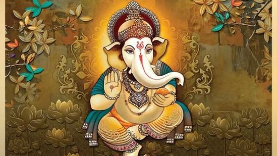 गणेश जयंती गणेश चतुर्थी म्हणून साजरी केली जाते. जर तुम्ही गणपतीला घरी आणणार असाल तर लक्षात ठेवा की गणेशाच्या पूजेमध्ये काही फुले आणि पाने निषिद्ध मानली जातात. त्याचबरोबर गणेश चतुर्थीला गणपतीच्या पूजेबरोबरच पंचदेवतांची पूजा करण्याचीही परंपरा आहे. या पाच देवांची पूजा करतानाही काही फुले आणि पाने वर्ज्य मानली जातात. &nbsp;