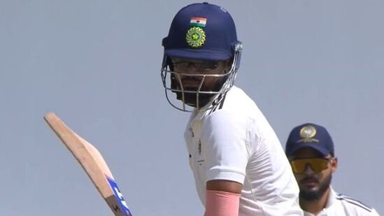 Shreyas Iyer : हिरो बनून आलेला श्रेयस अय्यर झिरो बनून गेला, दुलीप ट्रॉफीत फ्लॉप शो सुरूच
