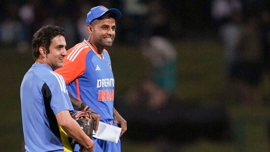  Suryakumar Yadav Birthday : यूपीच्या एका गावातून मुंबई गाठली, आज टीम इंडियाचा कर्णधार बनला, सूर्यकुमार यादवची स्टोरी