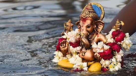 गणेश विसर्जन मिरवणुकीदरम्यान राज्यभरात २१ जणांचा मृत्यू; सुरक्षेच्या उपायांकडे दुर्लक्ष 