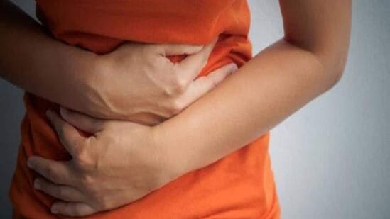 मासिक पाळी दरम्यान महिला कर्मचाऱ्यांना मिळणार पगारी रजा! 'या' राज्यात सरकारनं उचललं महत्वाचं पाऊल 