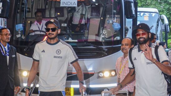 BCCI ने अचानक घेतला मोठा निर्णय, हे ३ खेळाडू कानपूर कसोटी खेळणार नाहीत, कारण काय? वाचा