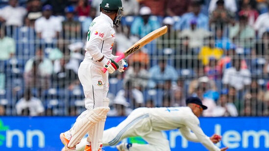 IND vs BAN : यशस्वी जैस्वालनं टिपला थरारक झेल, अंपारलाही विश्वास बसेना! व्हिडीओ पाहा