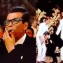 Karan Johar touches Shah Rukh Khan s feet