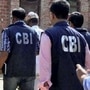 पुण्यात सीबीआयची मोठी कारवाई! फ्रॉड कॉल सेंटरवर छापे टाकत १० जणांना अटक! लाखोंच्या साहित्यासह ३ आलीशान मोटारी जप्त