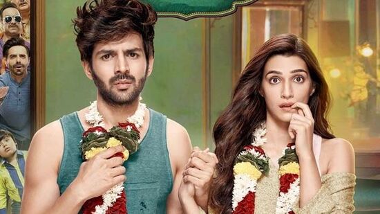 या यादीत चौथ्या स्थानावर २०१९मध्ये प्रदर्शित झालेला 'लुका छुपी' हा चित्रपट आहे. या चित्रपटाने पहिल्या आठवड्यात ५३ कोटी ७० लाखांची कमाई केली होती आणि पहिल्या वीकेंडचे कलेक्शन ३२ कोटी १३ लाख रुपये होते. या यादीत चौथ्या स्थानावर २०१९मध्ये प्रदर्शित झालेला 'लुका छुपी' हा चित्रपट आहे. या चित्रपटाने पहिल्या आठवड्यात ५३ कोटी ७० लाखांची कमाई केली होती आणि पहिल्या वीकेंडचे कलेक्शन ३२ कोटी १३ लाख रुपये होते.