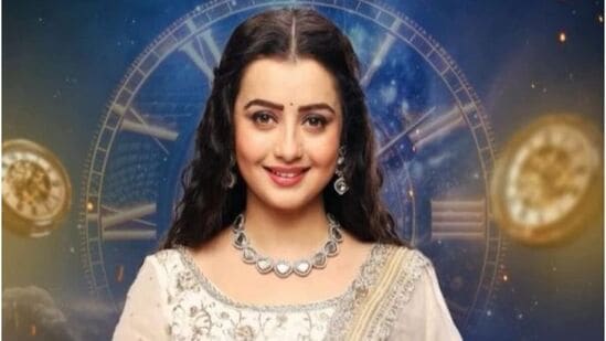 सर्वाधिक लोकप्रिय स्पर्धकांच्या यादीत चाहत पांडे तिसऱ्या क्रमांकावर आहे. या शोमध्ये चाहतलाही भरपूर पसंती मिळत आहे. सर्वाधिक लोकप्रिय स्पर्धकांच्या यादीत चाहत पांडे तिसऱ्या क्रमांकावर आहे. या शोमध्ये चाहतलाही भरपूर पसंती मिळत आहे.