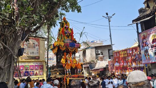 कार्तिकी प्रबोधिनी एकादशीला पहाटे चार वाजता काकड आरती, प्रभू श्रीरामांच्या उत्सव मूर्तीस महाभिषेक,सकाळी सात वाजता महाआरती, सकाळी साडेसात ते साडेआठ सांप्रदायिक परंपरेचे भजन त्यानंतर मंदिराच्या प्रांगणात सकाळी साडेदहा वाजता श्रीराम रथाचे महापूजन झाले असून, दुपारी १२ वाजता रथोत्सवाला सुरवात झाली आहे.