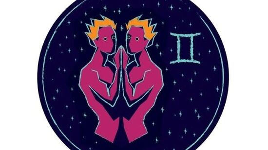 मिथुन : मिथुन राशीत जन्मलेल्या लोकांना बुधाच्या वक्रीमुळे अनेक कौटुंबिक समस्यांना सामोरे जावे लागेल. तसेच या काळात तुमची आर्थिक स्थिती चांगली राहणार नाही. व्यापारीही आपल्या कामाकडे फारसे लक्ष देऊ शकणार नाहीत. नोकरदारांना सहकाऱ्यांमुळे कामाच्या ठिकाणी खूप ताण येऊ शकतो. काही अनपेक्षित खर्चांना सामोरे जावे लागू शकते. जोडीदारासोबत एखाद्या गोष्टीवरून वाद होऊ शकतो. आरोग्याची विशेष काळजी घ्या. पोटाशी संबंधित समस्या उद्भवू शकतात. मिथुन : मिथुन राशीत जन्मलेल्या लोकांना बुधाच्या वक्रीमुळे अनेक कौटुंबिक समस्यांना सामोरे जावे लागेल. तसेच या काळात तुमची आर्थिक स्थिती चांगली राहणार नाही. व्यापारीही आपल्या कामाकडे फारसे लक्ष देऊ शकणार नाहीत. नोकरदारांना सहकाऱ्यांमुळे कामाच्या ठिकाणी खूप ताण येऊ शकतो. काही अनपेक्षित खर्चांना सामोरे जावे लागू शकते. जोडीदारासोबत एखाद्या गोष्टीवरून वाद होऊ शकतो. आरोग्याची विशेष काळजी घ्या. पोटाशी संबंधित समस्या उद्भवू शकतात.