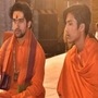 धीरेंद्र शास्त्री लहान भावासमवेत