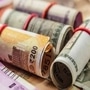 Bonus Shares : 'या' तीन कंपन्या देतायत बोनस शेअर्स; लाभ घेण्याची आज शेवटची संधी Bonus Shares : 'या' तीन कंपन्या देतायत बोनस शेअर्स; लाभ घेण्याची आज शेवटची संधी