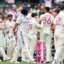 Kl Rahul : स्टार्कने विकेट घेतली नाही, तर केएल राहुलने गिफ्ट दिली, असं कोण बाद होतं? पाहा