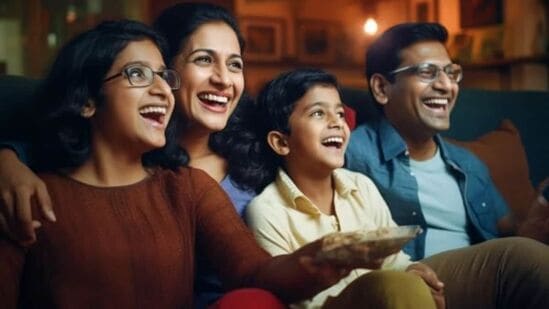 जिओ एयरफायबरच्या १४९९ रुपयांच्या या प्लानमध्ये 1000 GB डेटा आणि 300Mbps चा इंटरनेट स्पीड मिळतो. प्लानमध्ये Netflix आणि प्राइम व्हिडिओसह एकूण १५ OTT ॲप्सचे सबस्क्रिप्शन मिळते.