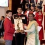 ऑलिम्पिक पदकाचा रंग उडाला, अर्जुन पुरस्कार स्वीकारताच स्वप्नील कुसळेनं केली मोठी मागणी ऑलिम्पिक पदकाचा रंग उडाला, अर्जुन पुरस्कार स्वीकारताच स्वप्नील कुसळेनं केली मोठी मागणी