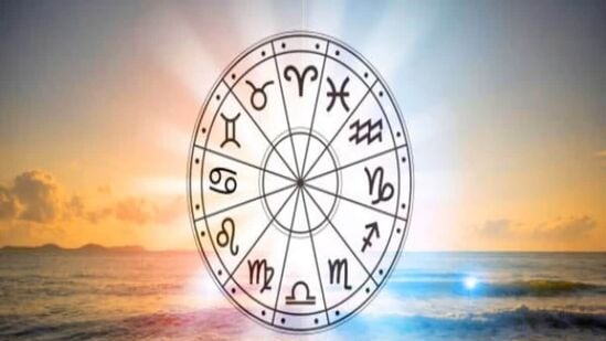 Today Horoscope 2 February 2025 In Marathi : आज शिव, सिध्द योग आणि बव करण राहील. आज माघ चतुर्थी- पंचमी &nbsp;तिथी असून, रविवार आहे. चंद्र मीन राशीतून भ्रमण करत आहे. योग-संयोगात कसा जाईल आजचा दिवस! वाचा थोडक्यात राशीभविष्य!