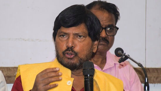केंद्रीय मंत्री रामदास आठवले