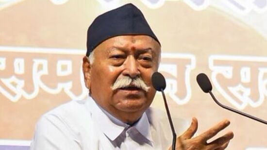 हिंदूंनी कोणते कपडे घालावेत, काय खावे? सरसंघचालकांनी सांगितले, इंग्रजी न बोलण्याचाही दिला सल्ला