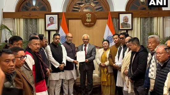 मणिपूरचे मुख्यमंत्री बीरेन सिंह यांचा राजीनामा