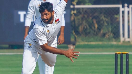Shardul Thakur : मुंबईचा शार्दुल ठाकूर पुन्हा चमकला, ६ विकेट घेत हरियाणाचं कंबरडं मोडलं