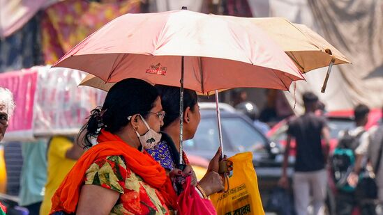 राज्यात उन्हाच्या झळांनी नागरिक झाले बेजार! २४ तासांत आणखी तापमानवाढीचा IMDचा अंदाज