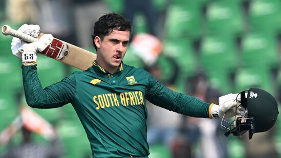 SA vs NZ : आफ्रिकेच्या मॅथ्यू ब्रिट्झकेनं डेब्यू सामन्यात ठोकल्या १५० धावा, न्यूझीलंडसमोर धावांचा डोंगर