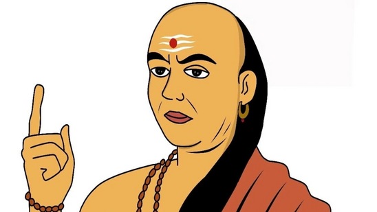 प्रेमात आणि मैत्रीत कधीच मिळणार नाही धोका! फक्त चाणक्यांच्या 'या' गोष्टी ठेवा लक्षात