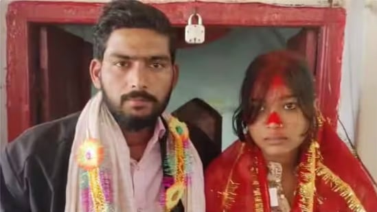 विवाहितेने मंदिरात केले प्रियकराशी लग्न