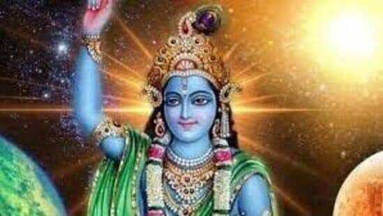 या १० लोकांच्या घरात कधीही भोजन करू नये, गरुड पुराणानुसार अशी व्यक्ती होते पापाची भागीदार