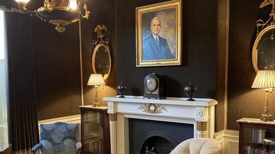  या ठिकाणी रशियाचे अध्यक्ष व्लादिमीर पुतिन, दक्षिण आफ्रिकेचे माजी अध्यक्ष नेल्सन मंडेला, राणी एलिझाबेथ द्वितीय, माजी ब्रिटिश पंतप्रधान मार्गारेट थॅचर यांच्यासह अनेक जागतिक मान्यवर राहिले आहेत. १९ डिसेंबर १९५६ रोजी माजी पंतप्रधान जवाहरलाल नेहरू देखील इंदिरा गांधींसोबत या ठिकाणी राहिले आहेत. या ठिकाणी रशियाचे अध्यक्ष व्लादिमीर पुतिन, दक्षिण आफ्रिकेचे माजी अध्यक्ष नेल्सन मंडेला, राणी एलिझाबेथ द्वितीय, माजी ब्रिटिश पंतप्रधान मार्गारेट थॅचर यांच्यासह अनेक जागतिक मान्यवर राहिले आहेत. १९ डिसेंबर १९५६ रोजी माजी पंतप्रधान जवाहरलाल नेहरू देखील इंदिरा गांधींसोबत या ठिकाणी राहिले आहेत. 