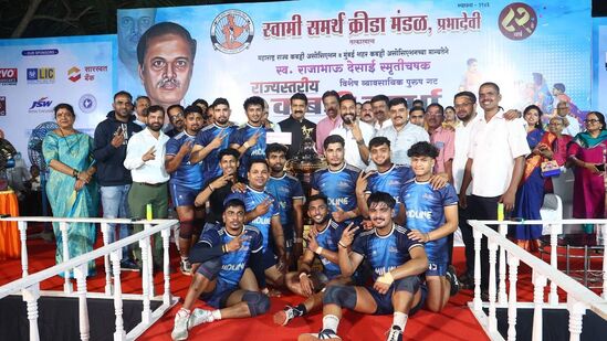 राजाभाऊ देसाई स्मृती चषक कबड्डी स्पर्धेत रायगडच्या मिडलाईन अ‍ॅकॅडमीची बाजी, ठाणे महापालिकेच्या संघाचा पराभव