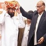 पवार साहेबांविषयी काही बोलणार नाही, पण घाणेरडं काम करणाऱ्यांचा सत्कार आम्हाला मान्य नाही - आदित्य ठाकरे पवार साहेबांविषयी काही बोलणार नाही, पण घाणेरडं काम करणाऱ्यांचा सत्कार आम्हाला मान्य नाही - आदित्य ठाकरे