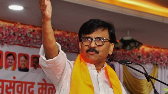 नागपुरात दंगल कुणी पेटवली? संजय राऊतांचा सवाल