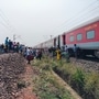 बेंगळूरु -कामाख्या एक्सप्रेसला अपघात