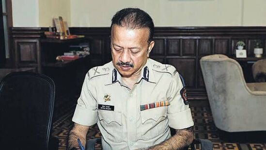 मुंबईचे नवे पोलीस आयुक्त देवेन भारती