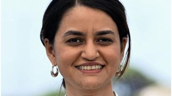 पायल कपाडिया - चित्रपट निर्मात्या पायल कपाडिया यांची मेन कॉम्पीटिशनमध्ये ज्युरी म्हणून निवड झाली आहे. पायल कपाडिया - चित्रपट निर्मात्या पायल कपाडिया यांची मेन कॉम्पीटिशनमध्ये ज्युरी म्हणून निवड झाली आहे.