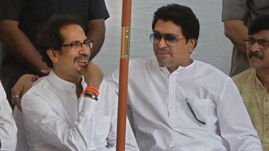 उद्धव ठाकरे व राज ठाकरे. (HT/File)